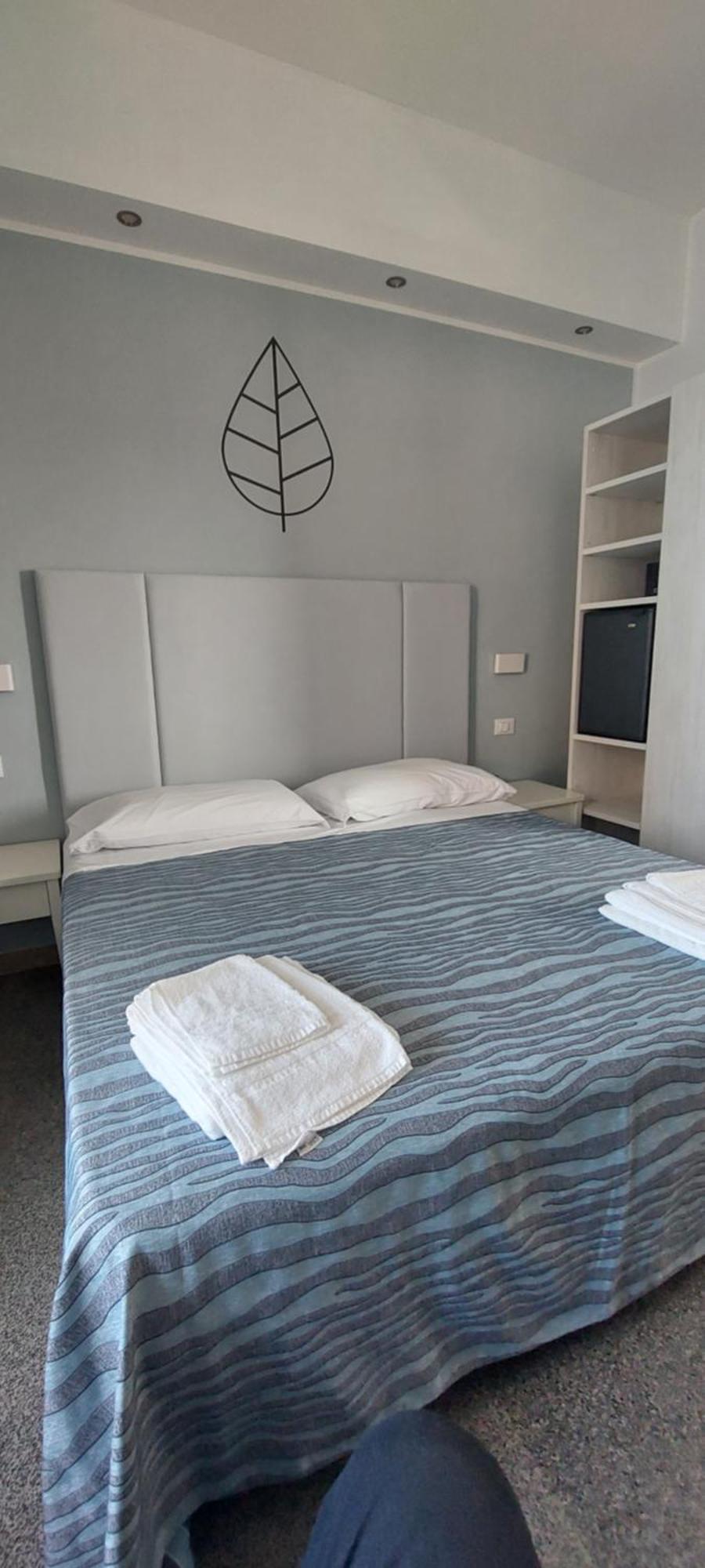 Hotel Caravel Park Rimini Exterior foto