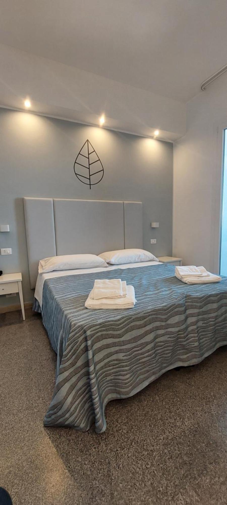 Hotel Caravel Park Rimini Exterior foto