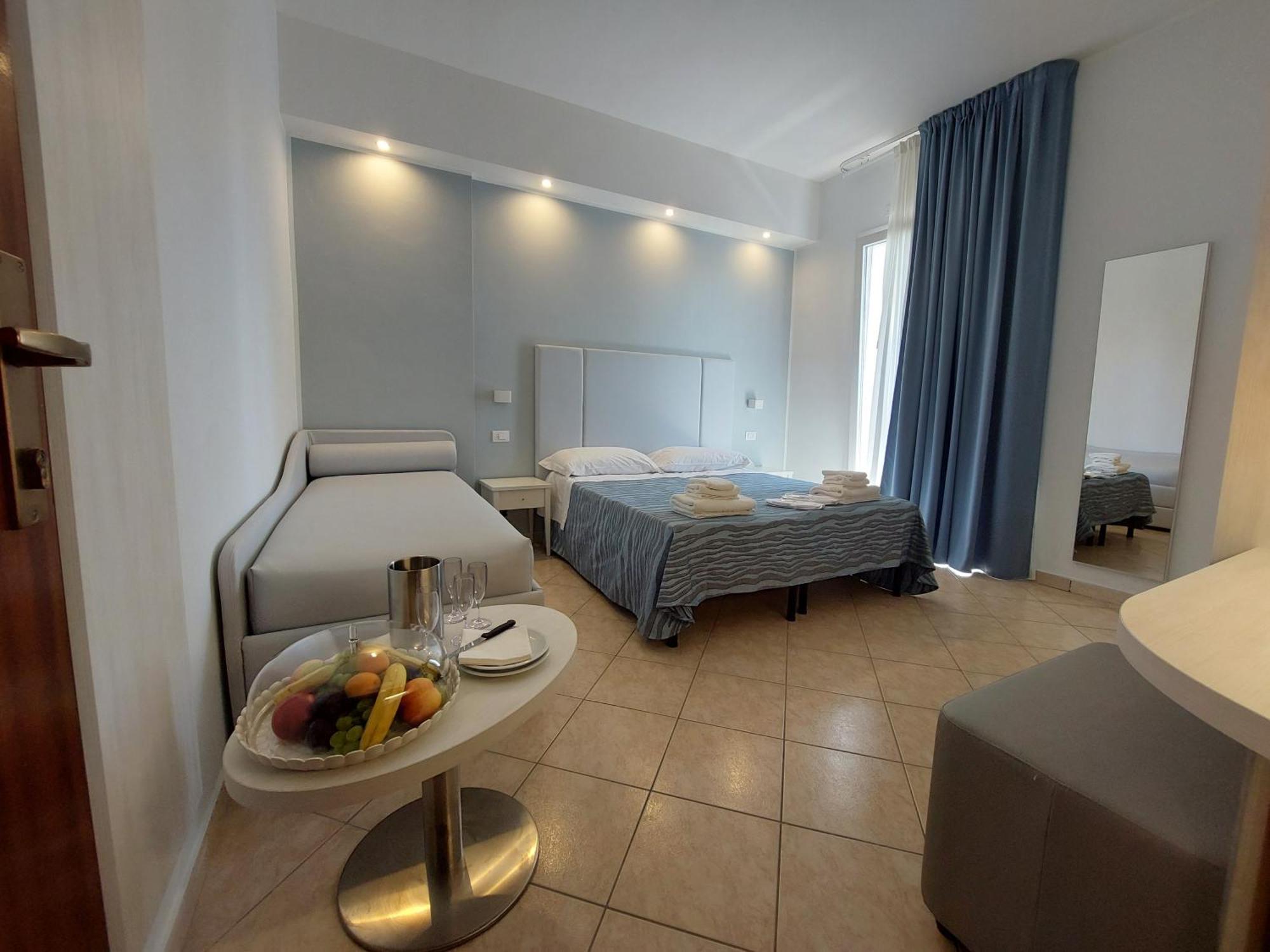 Hotel Caravel Park Rimini Exterior foto